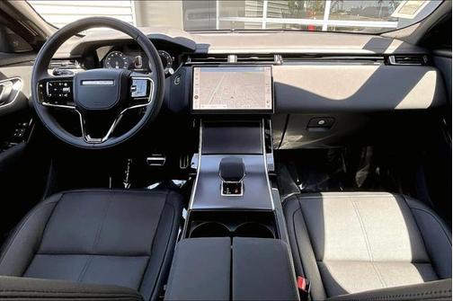 2026 Land Rover Range Rover Velar P250 SE R-Dynamic