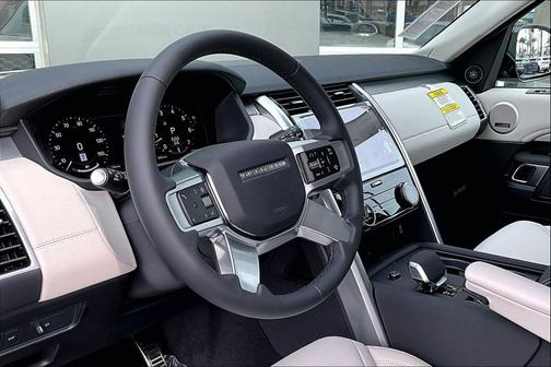 2026 Land Rover Discovery Gemini Edition