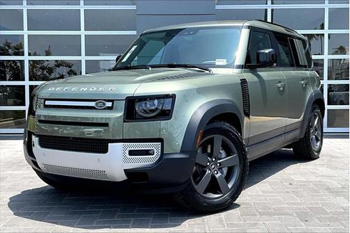 2025 Land Rover Defender 110 P300