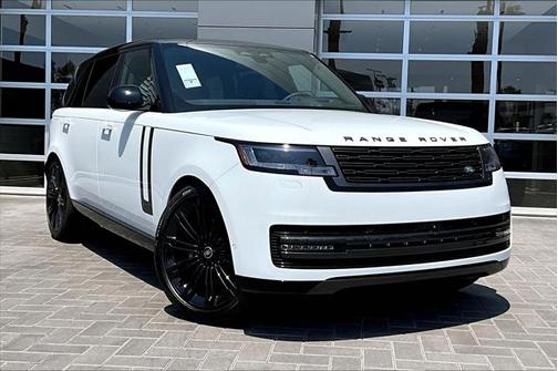 2025 Land Rover Range Rover P400 SE 7 Seat