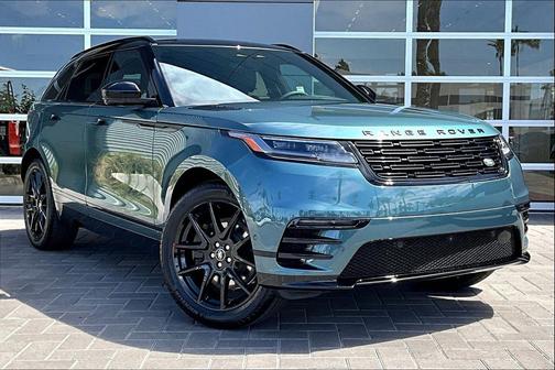 Giola Green Metallic 2026 Land Rover Range Rover Velar P250 SE R-Dynamic