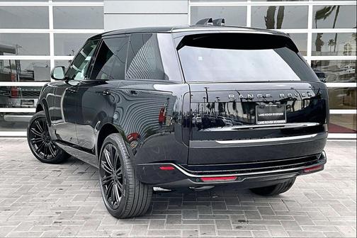 2026 Land Rover Range Rover P400 SE