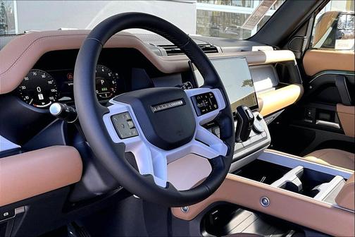 2026 Land Rover Defender P400 X-Dynamic SE