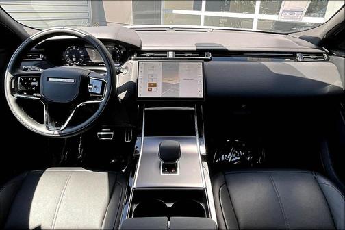 2026 Land Rover Range Rover Velar P250 SE R-Dynamic