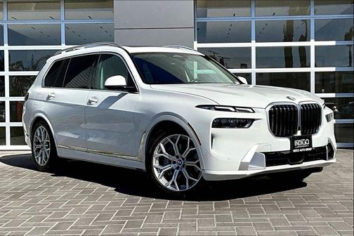 2023 BMW X7 xDrive40i