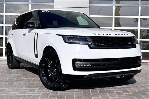 2025 Land Rover Range Rover P400 SE 7 Seat