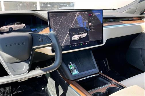 Pearl White Multi-Coat 2021 Tesla Model S Long Range