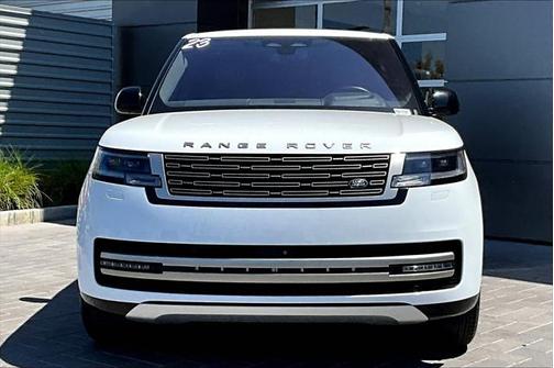2023 Land Rover Range Rover P530 SE