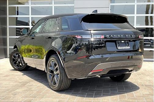 2026 Land Rover Range Rover Velar P250 SE R-Dynamic