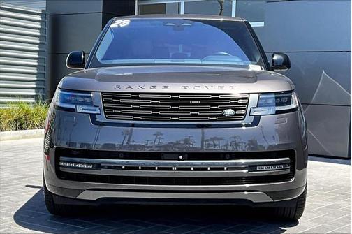 2023 Land Rover Range Rover P530 SE
