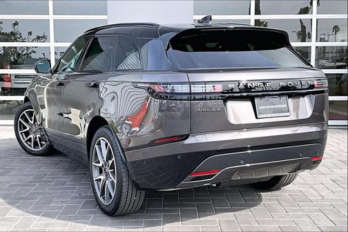 2026 Land Rover Range Rover Velar P250 SE R-Dynamic