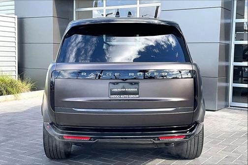 2026 Land Rover Range Rover P400 SE