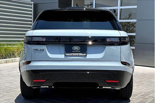 2026 Land Rover Range Rover Velar P250 SE R-Dynamic