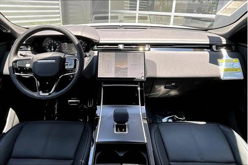2026 Land Rover Range Rover Velar P250 SE R-Dynamic