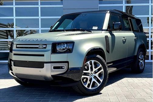 2025 Land Rover Defender 130 P400 X-Dynamic SE