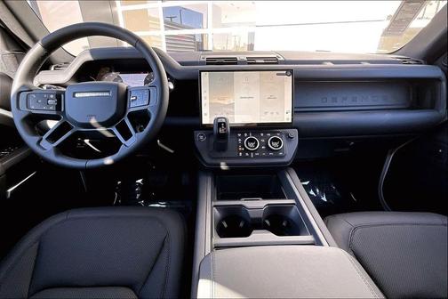 2026 Land Rover Defender P400 X-Dynamic SE