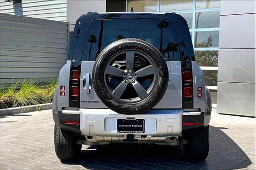 2024 Land Rover Defender 110 P400 S