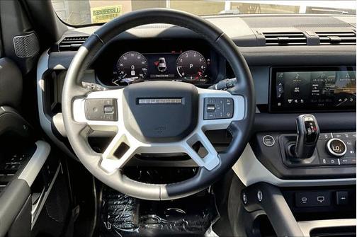 2024 Land Rover Defender 110 P400 S