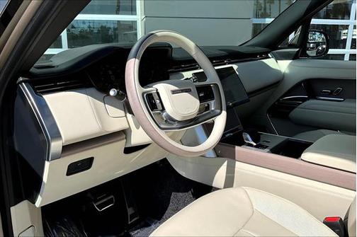 2025 Land Rover Range Rover P530 Autobiography