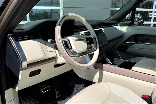 2025 Land Rover Range Rover P530 Autobiography