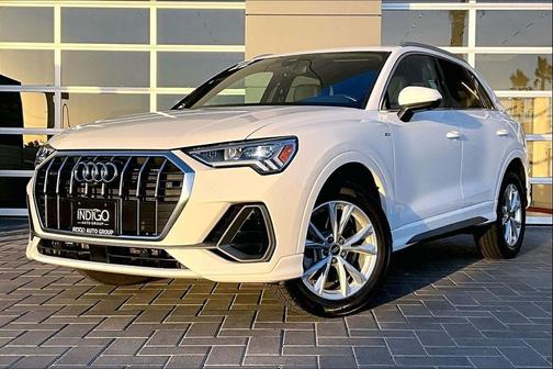 2022 Audi Q3 45 S line Premium Plus