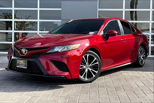 2018 Toyota Camry LE