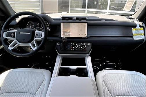 2025 Land Rover Defender 110 P300