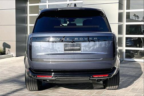 2026 Land Rover Range Rover P400 SE