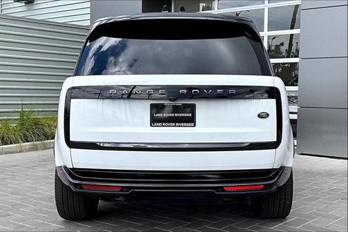 2023 Land Rover Range Rover P530 SE