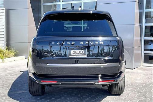 2026 Land Rover Range Rover P400 SE