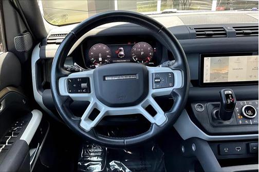 2023 Land Rover Defender 110 SE