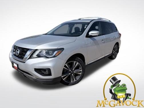 Brilliant Silver Metallic 2017 Nissan Pathfinder Platinum