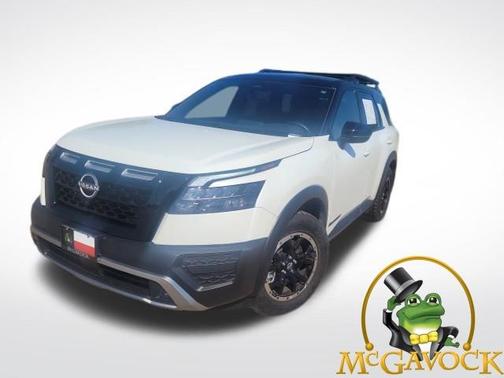 White 2024 Nissan Pathfinder Rock Creek