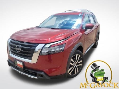 Scarlet Ember 2023 Nissan Pathfinder Platinum