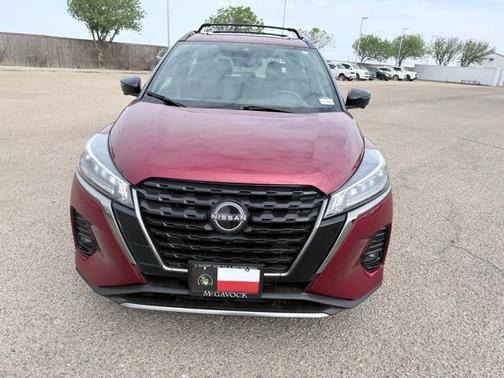 Scarlet Ember Tintcoat 2022 Nissan Kicks SR