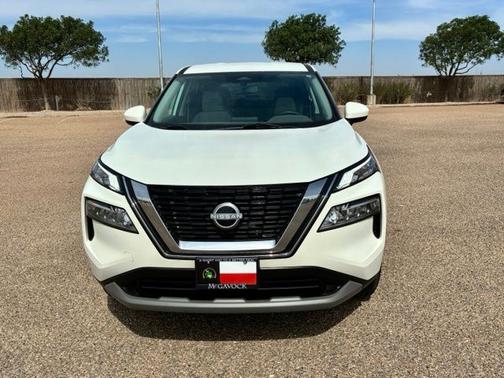 White 2023 Nissan Rogue SV