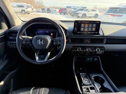 2023 Honda Pilot AWD Elite