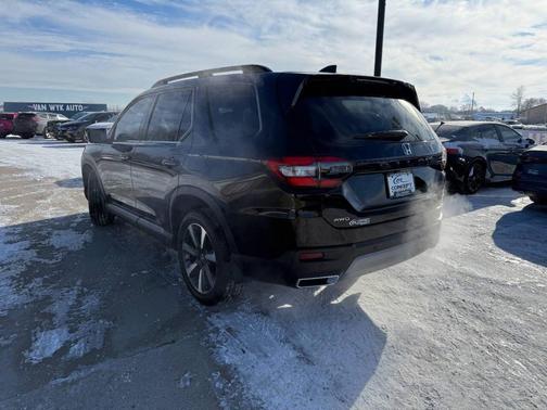 2023 Honda Pilot AWD Elite