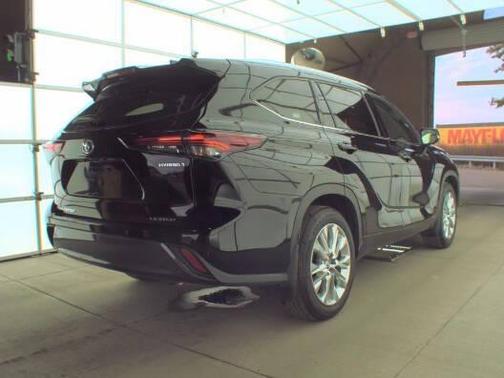 2024 Toyota Highlander Hybrid Limited