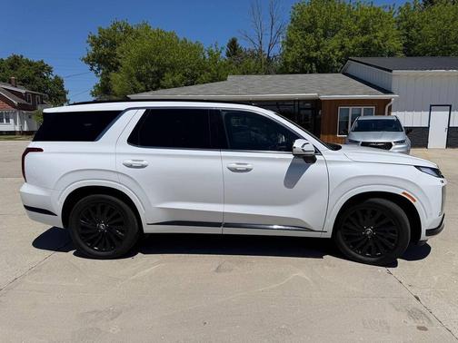 Hyper White 2025 Hyundai PALISADE Calligraphy Night Edition