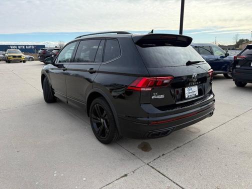 2024 Volkswagen Tiguan 2.0T SE R-Line Black 4MOTION