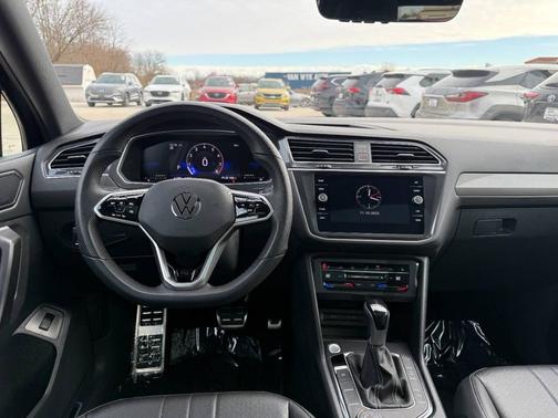 2024 Volkswagen Tiguan 2.0T SE R-Line Black 4MOTION