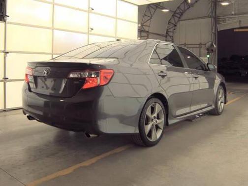 Gray 2014 Toyota Camry SE