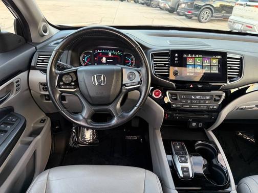 2020 Honda Pilot Touring 8-Passenger