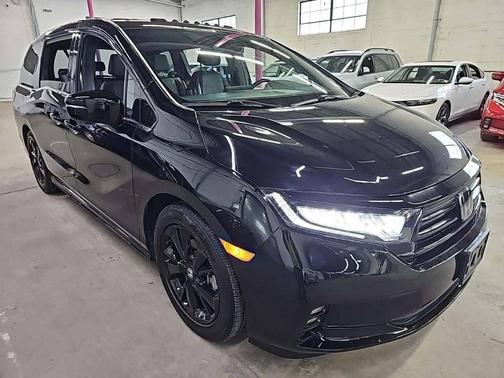 2023 Honda Odyssey Sport