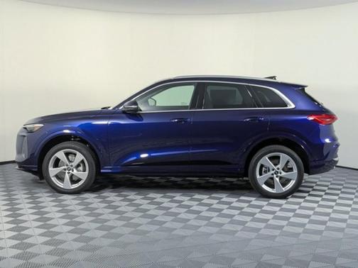 2025 Audi Q5 2.0T quattro Premium