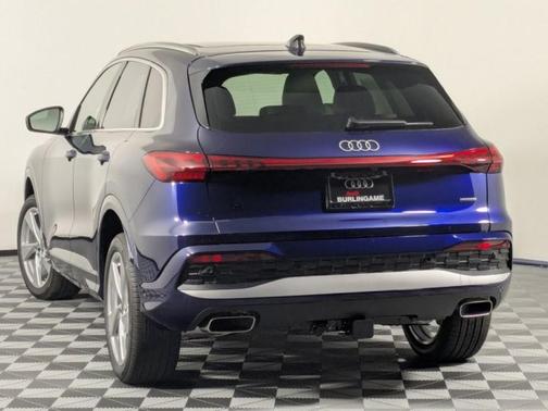2025 Audi Q5 2.0T quattro Premium