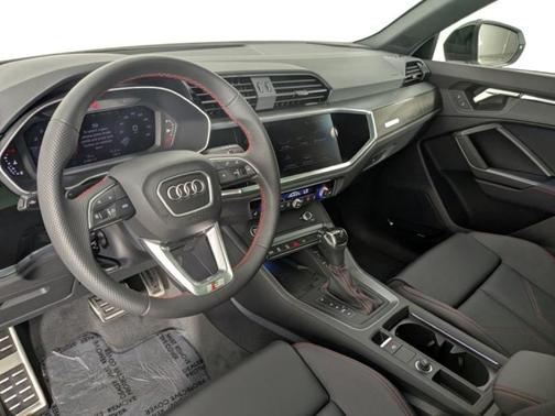 2025 Audi Q3 45 S line Premium