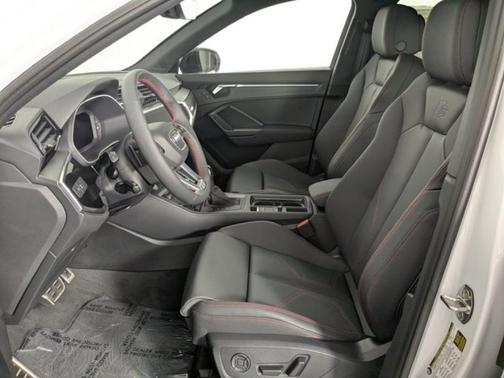 2025 Audi Q3 45 S line Premium