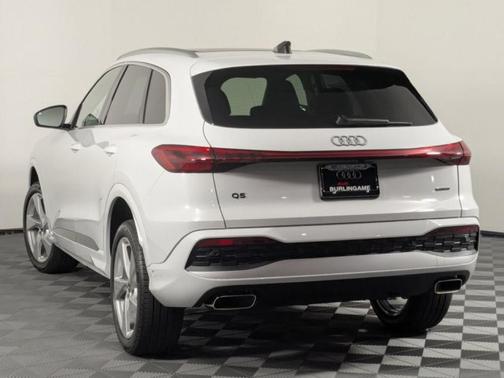 2025 Audi Q5 2.0T quattro Premium